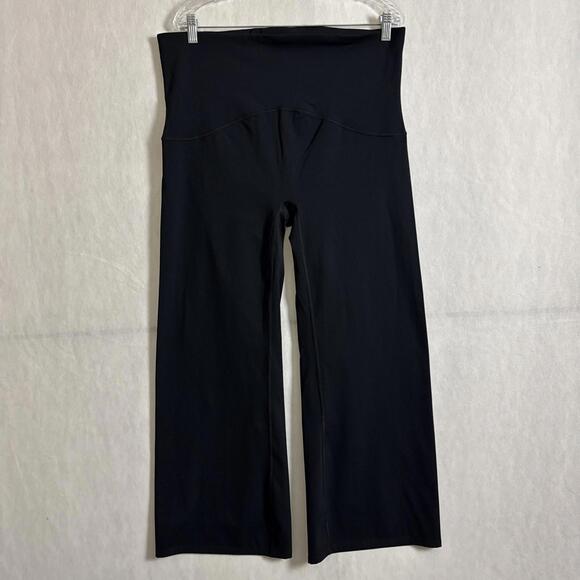 Spanx Women's Plus Size 2X Black Booty Boost High Rise Yoga Flare Pants - Picture 1 of 8